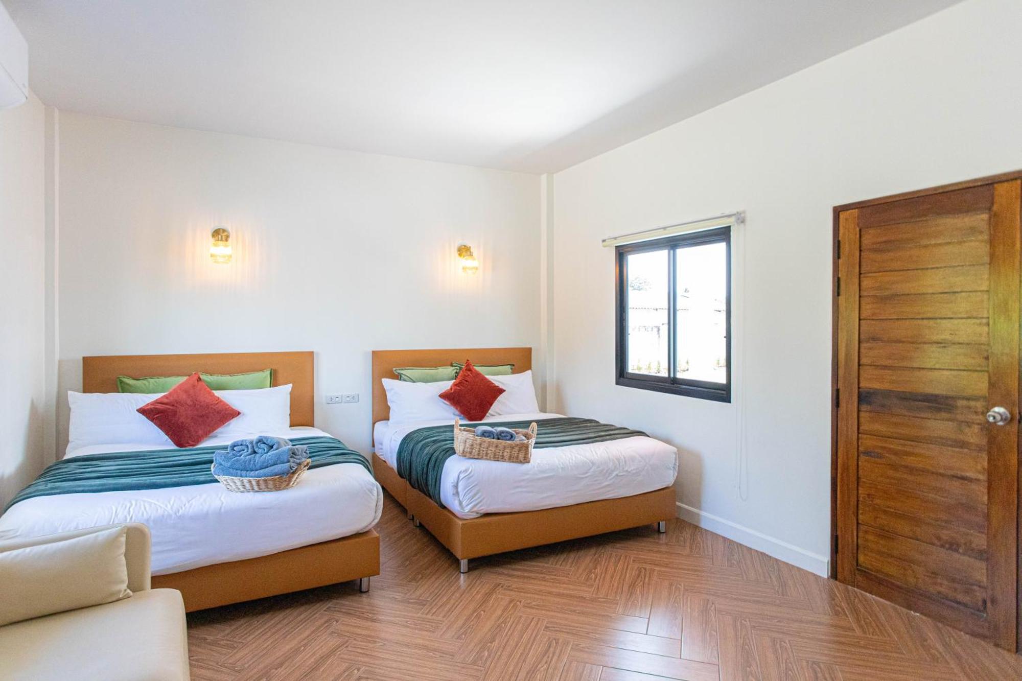 Vawa Guesthouse Kanchanaburi Buitenkant foto