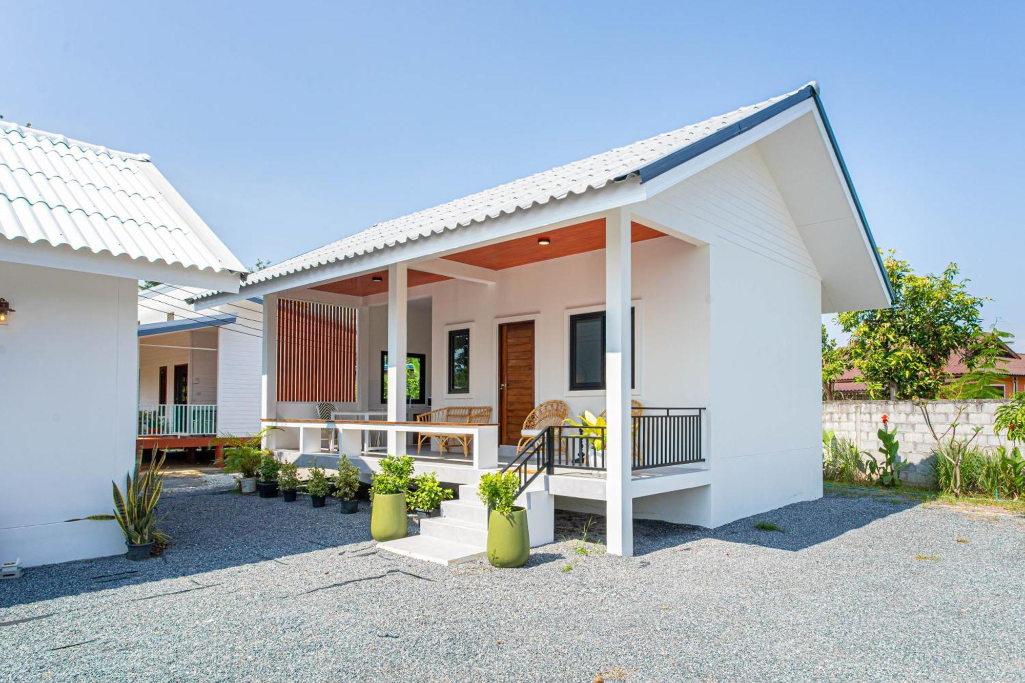 Vawa Guesthouse Kanchanaburi Buitenkant foto